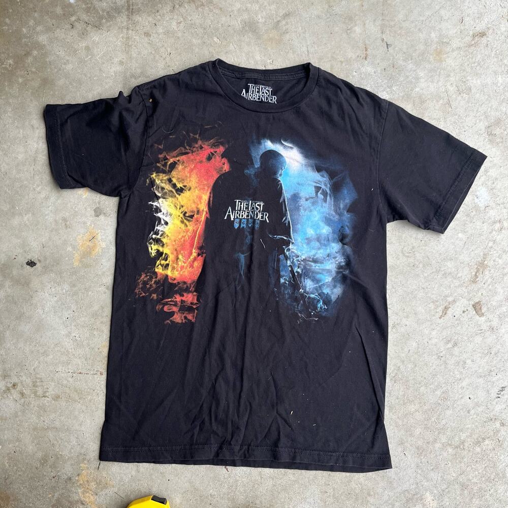 2010 Avatar the last air bender M‎ . Night shamalayan movie tee t-shirt graphic